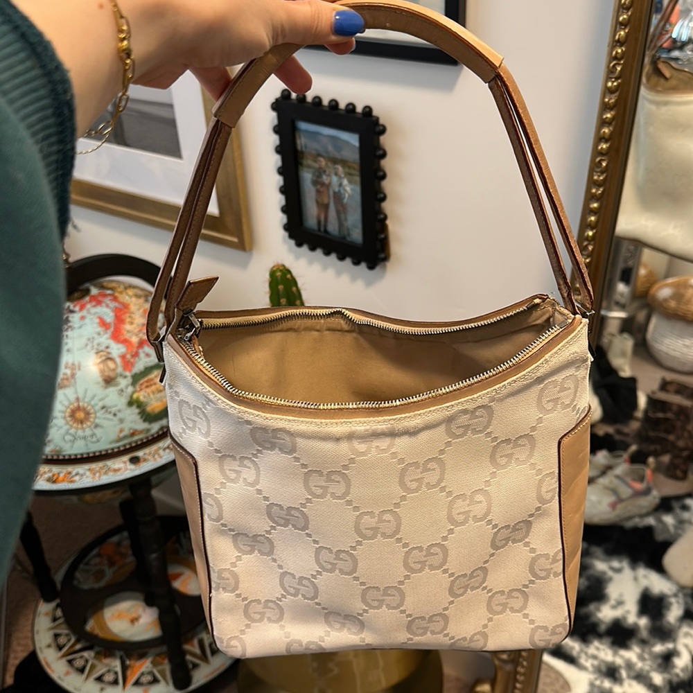 beautiful authentic vintage gucci bag
